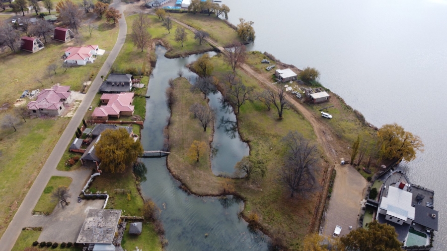 Commercial Property for Sale in Loch Athlone Free State